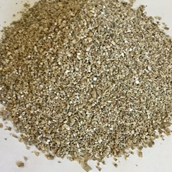 Vermiculite sand fish tank substrate